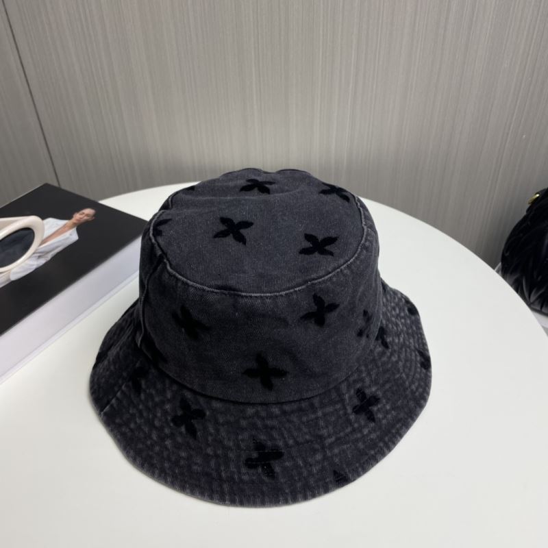 Louis Vuitton Caps